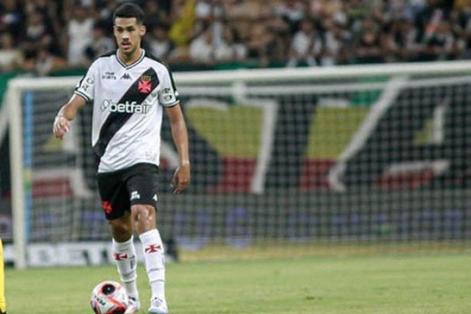 LUCAS OLIVEIRA - Entrou com o jogo já resolvido (6x0) e não comprometeu. NOTA 6,5. Foto: Matheus Lima/Vasco