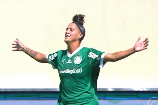 Amanda Gutierres faz o gol que mata de vez o jogo.Palmeiras na semifinal do Brasileiro Feminino - (crédito: Foto: Reprodução TV Globo) Amanda Gutierres faz o gol que mata de vez o jogo.Palmeiras na semifinal do Brasileiro Feminino - (crédito: Foto: Reprodução TV Globo)