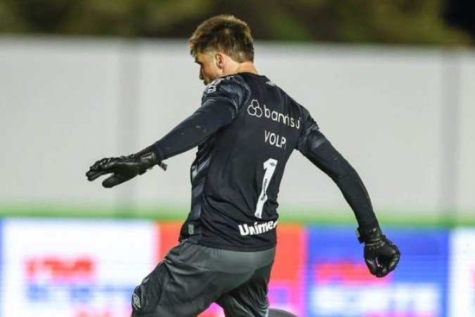 TIAGO VOLPI – Sem culpa no gol de Scarpa, não tinha defesa. Fez um bom jogo quando acionado. NOTA: 6,0 - Foto: Divulgação 