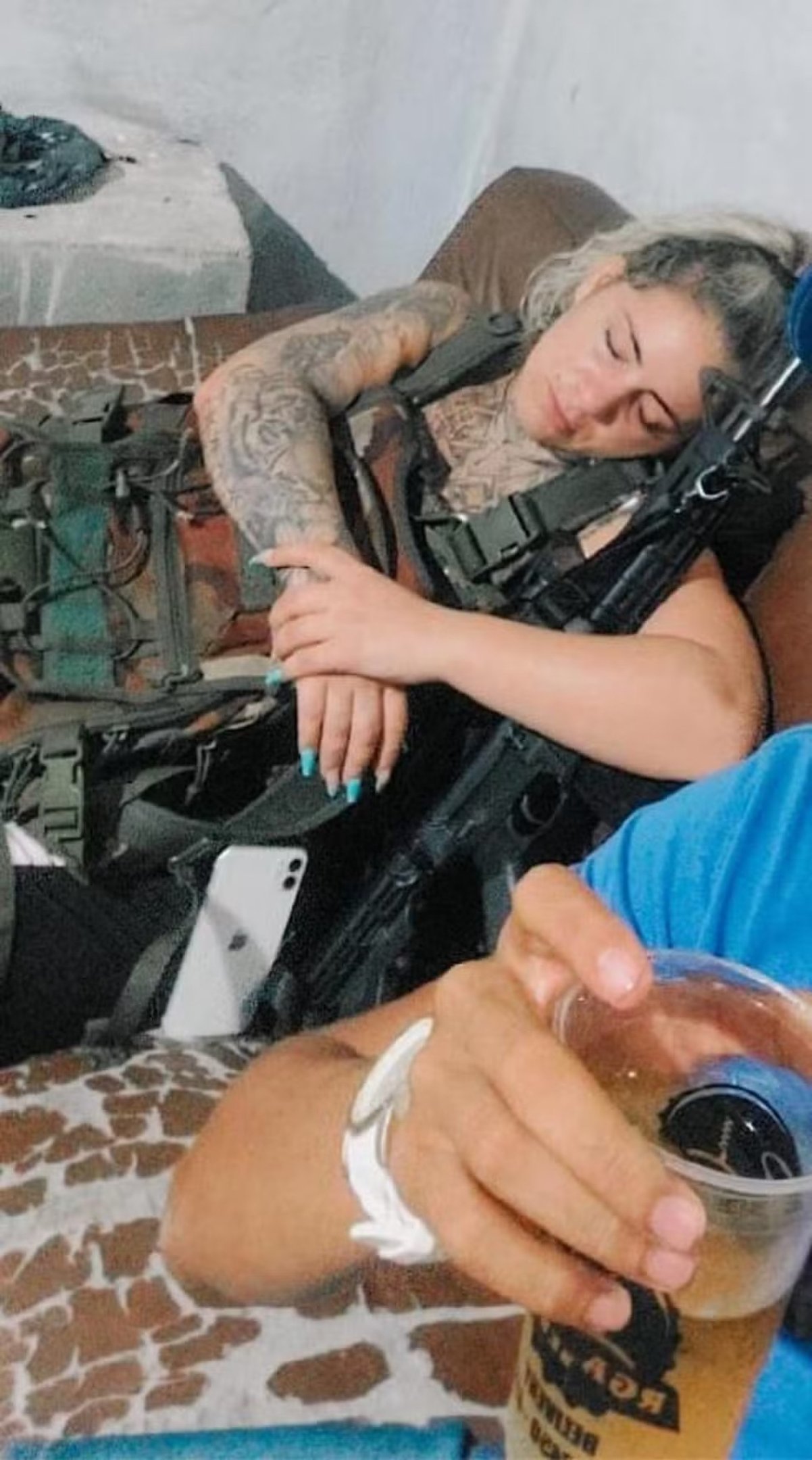 A Diaba Loira ostentava a vida criminosa nas redes sociais