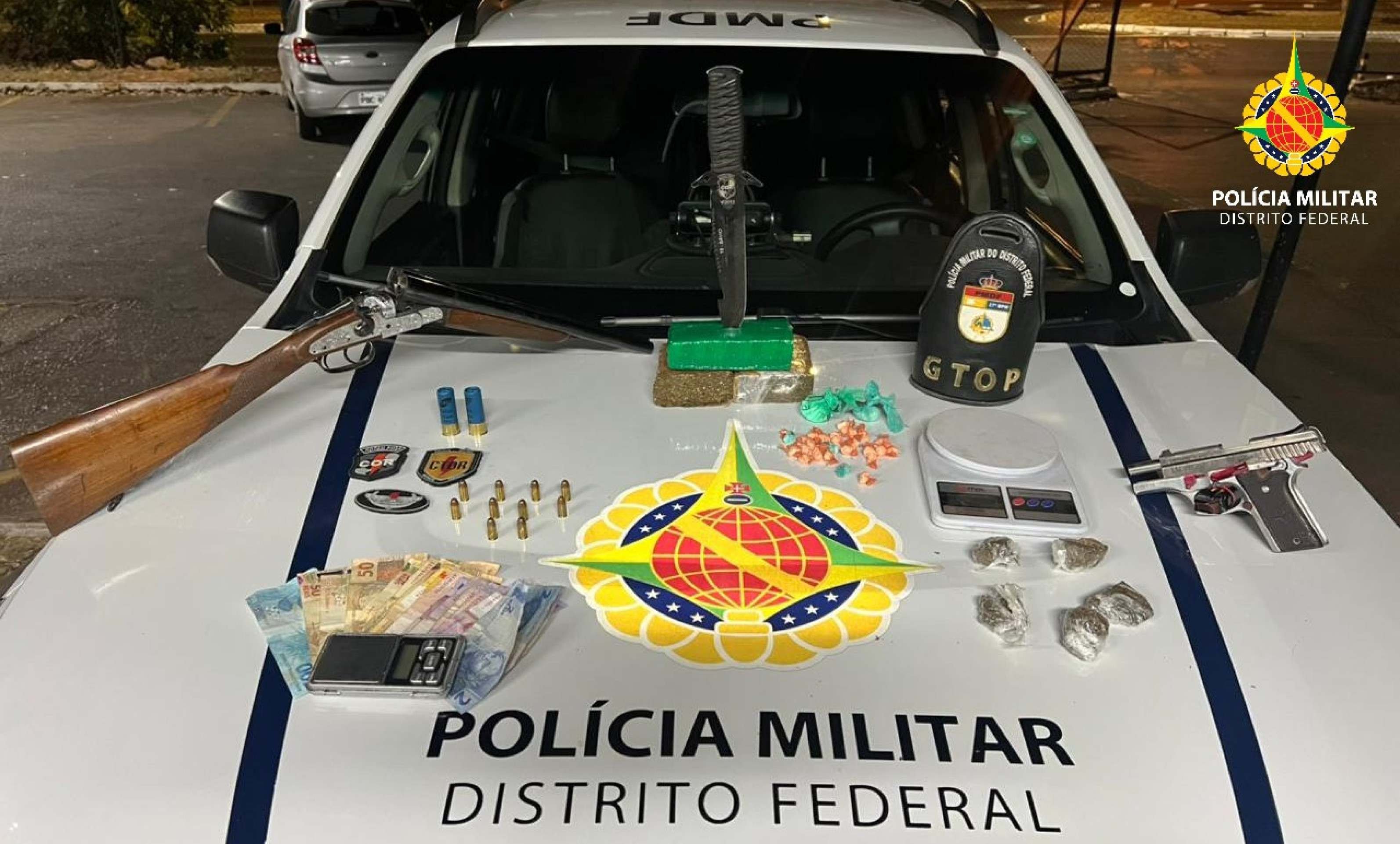 Três homens são presos por tráfico de drogas e porte ilegal de armas
