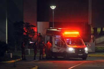 O Corpo de Bombeiros Militar foi acionado para atender a ocorrência, mas encontraram a vítima já sem sinais compatíveis com a vida - (crédito: Marcelo Ferreira/CB/D.A Press) O Corpo de Bombeiros Militar foi acionado para atender a ocorrência, mas encontraram a vítima já sem sinais compatíveis com a vida - (crédito: Marcelo Ferreira/CB/D.A Press)