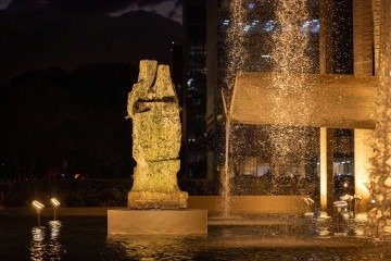 Escultura de Burle Marx instalada no Palácio da Justiça 