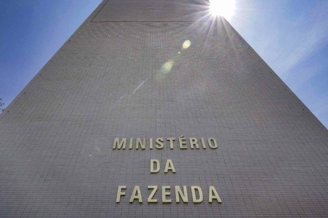 Por que a resposta do governo ao tarifaço amplia o drama das contas públicas - (crédito: Platobr Politica) Por que a resposta do governo ao tarifaço amplia o drama das contas públicas - (crédito: Platobr Politica)
