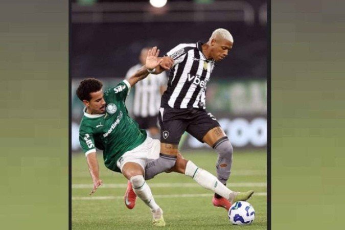 Danilo enfrentou o Palmeiras pela primeira vez desde a chegada no Botafogo - (crédito: Foto: Vitor Silva/Botafogo.) Danilo enfrentou o Palmeiras pela primeira vez desde a chegada no Botafogo - (crédito: Foto: Vitor Silva/Botafogo.)