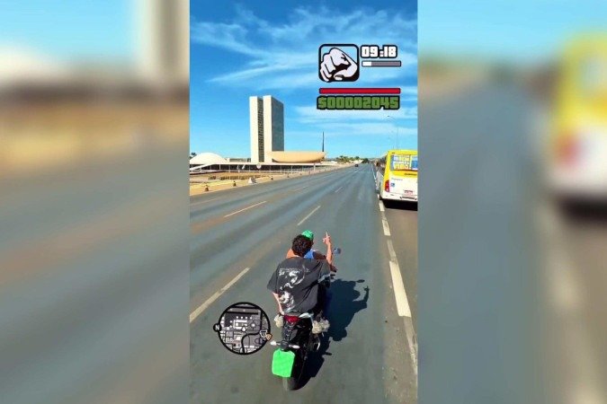 A operação contou com apoio de outra viatura e, após abordagem, todos foram encaminhados à 5ª Delegacia de Polícia (Setor de Grandes Áreas Norte) -  (crédito: Redes sociais)