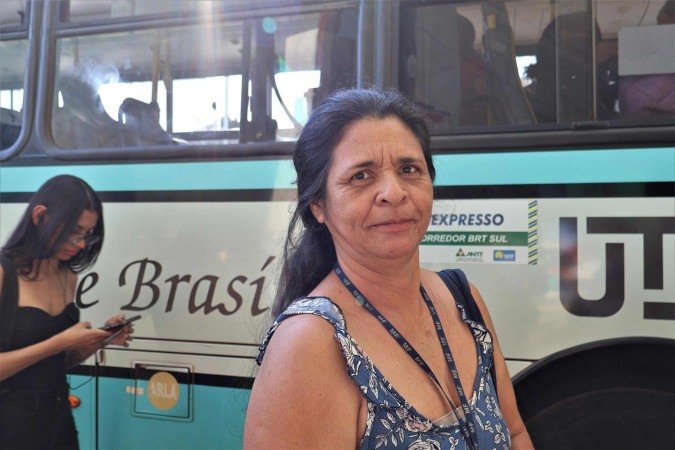 A diarista Reneide de Souza pega quatro conduções por dia