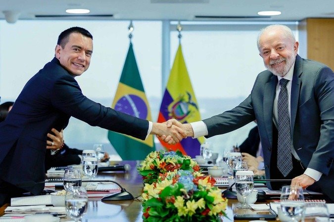 Lula disse que o Brasil está disposto a facilitar a compra de produtos equatorianos, e que espera a mesma disposição do lado de lá para produtos brasileiros, como a carne suína -  (crédito:  Ricardo Stuckert/PR)