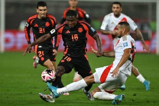 Luis Sinisterra em atuação pela seleção da Colômbia - (crédito: Foto: Ernesto Benavides/AFP via Getty Images) Luis Sinisterra em atuação pela seleção da Colômbia - (crédito: Foto: Ernesto Benavides/AFP via Getty Images)