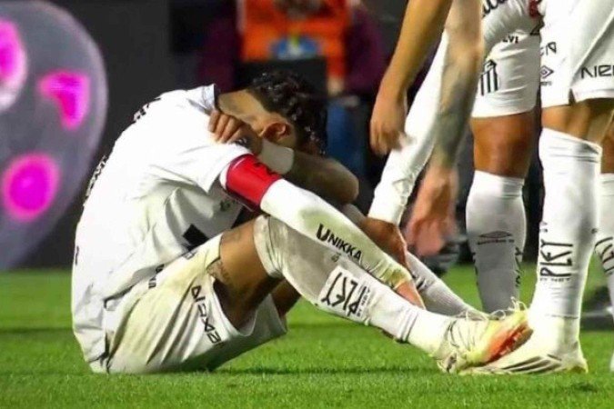 Mídia internacional repercute choro de Neymar e derrota do Santos no Brasileirão - (crédito: Foto: Reprodução) Mídia internacional repercute choro de Neymar e derrota do Santos no Brasileirão - (crédito: Foto: Reprodução)