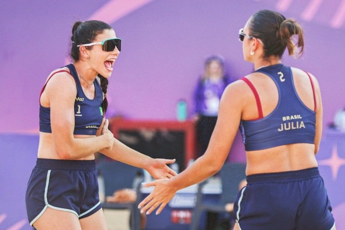  2025.08.18 - Jogos Pan-Americanos J..nior Assun....o 2025 - Volei de praia feminino - Carol Sallaberry e Julia Vieira do Time Brasil estreiam na competi....o contra a dupla guatemalteca. Foto: Ana Patricia/COB.
    