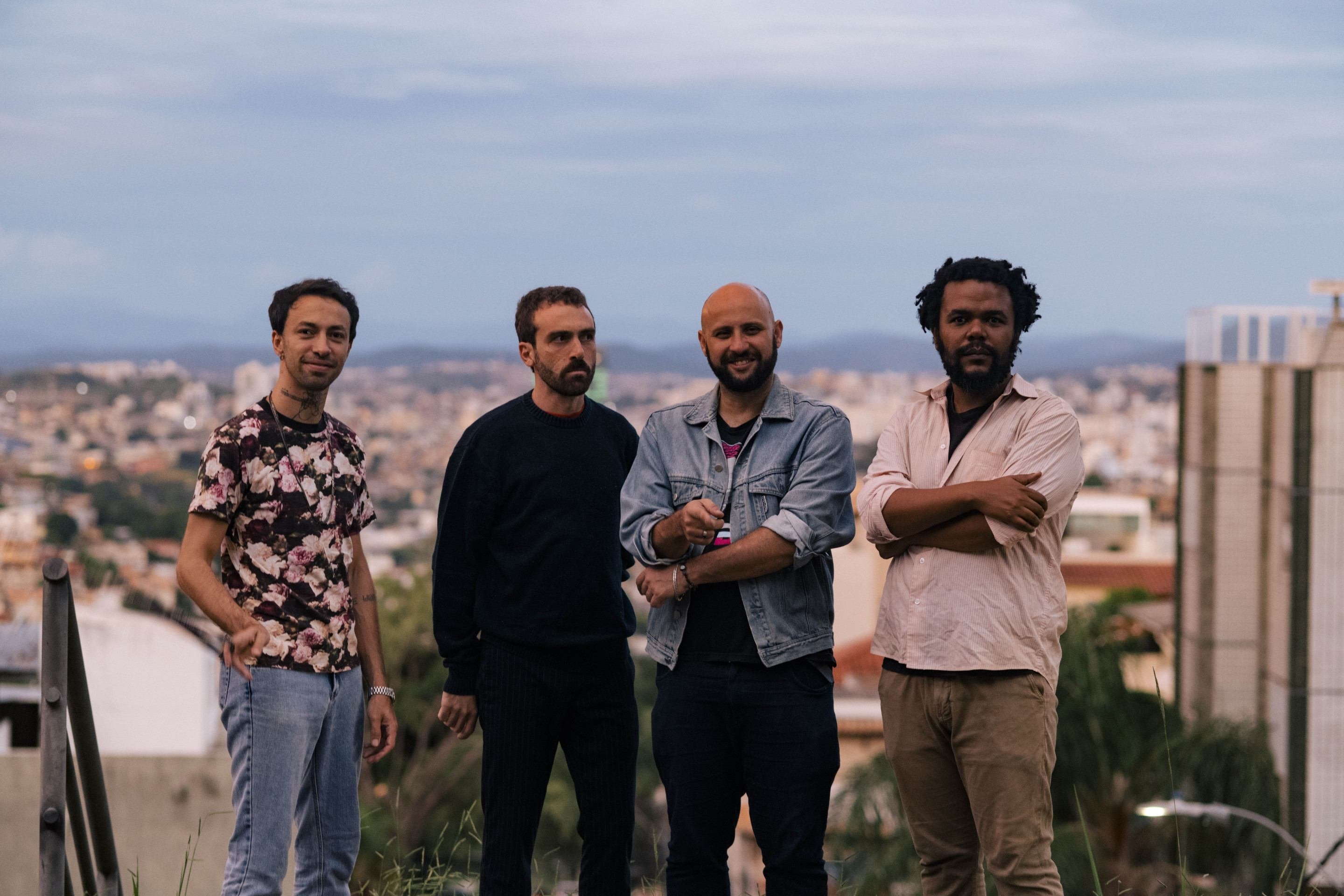 Lupe de Lupe e Fino Coletivo se apresentam no Infinu neste fim de semana