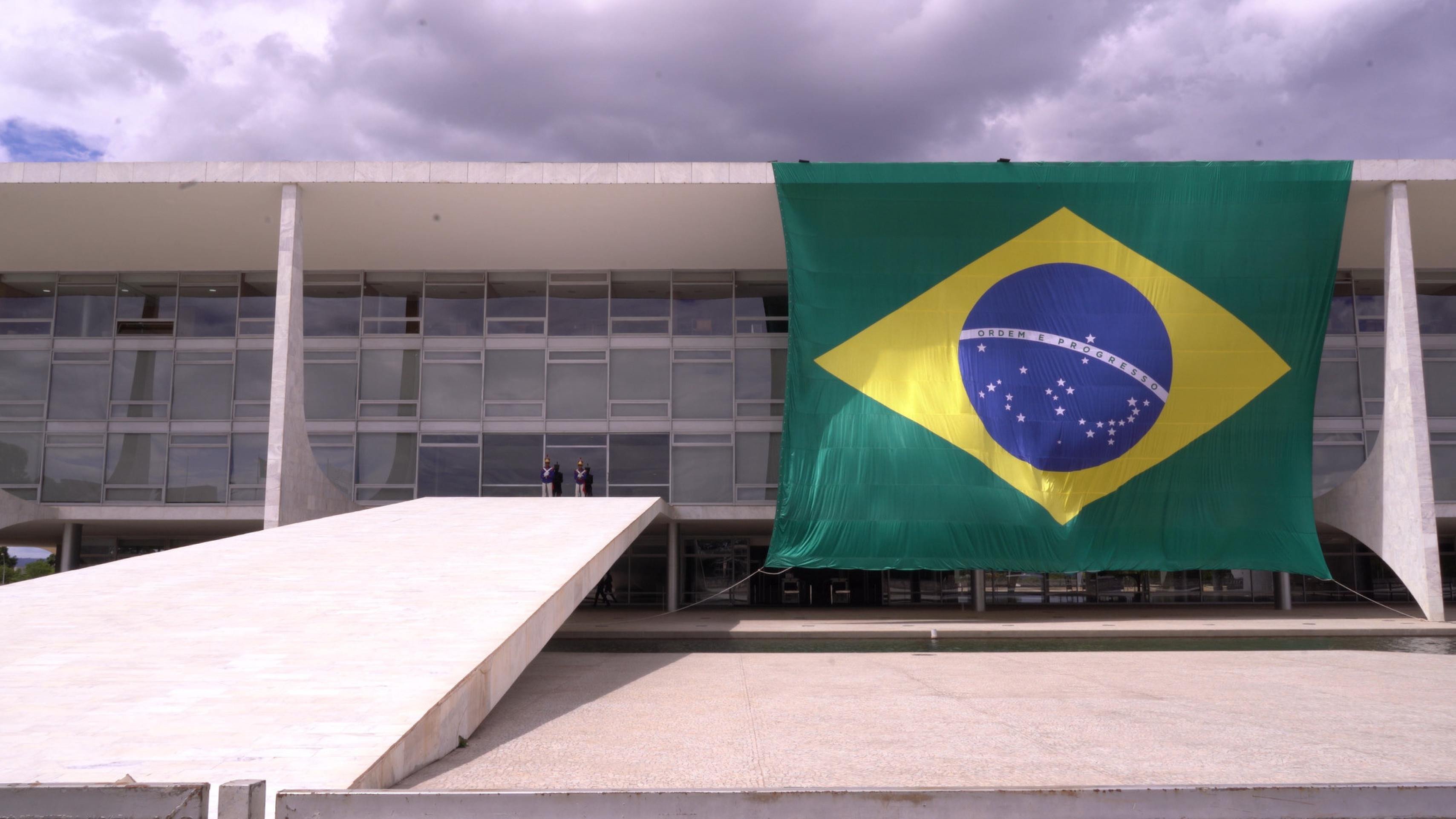  Documentário de Sandra Kogut retrata tensão nas eleições de 2022