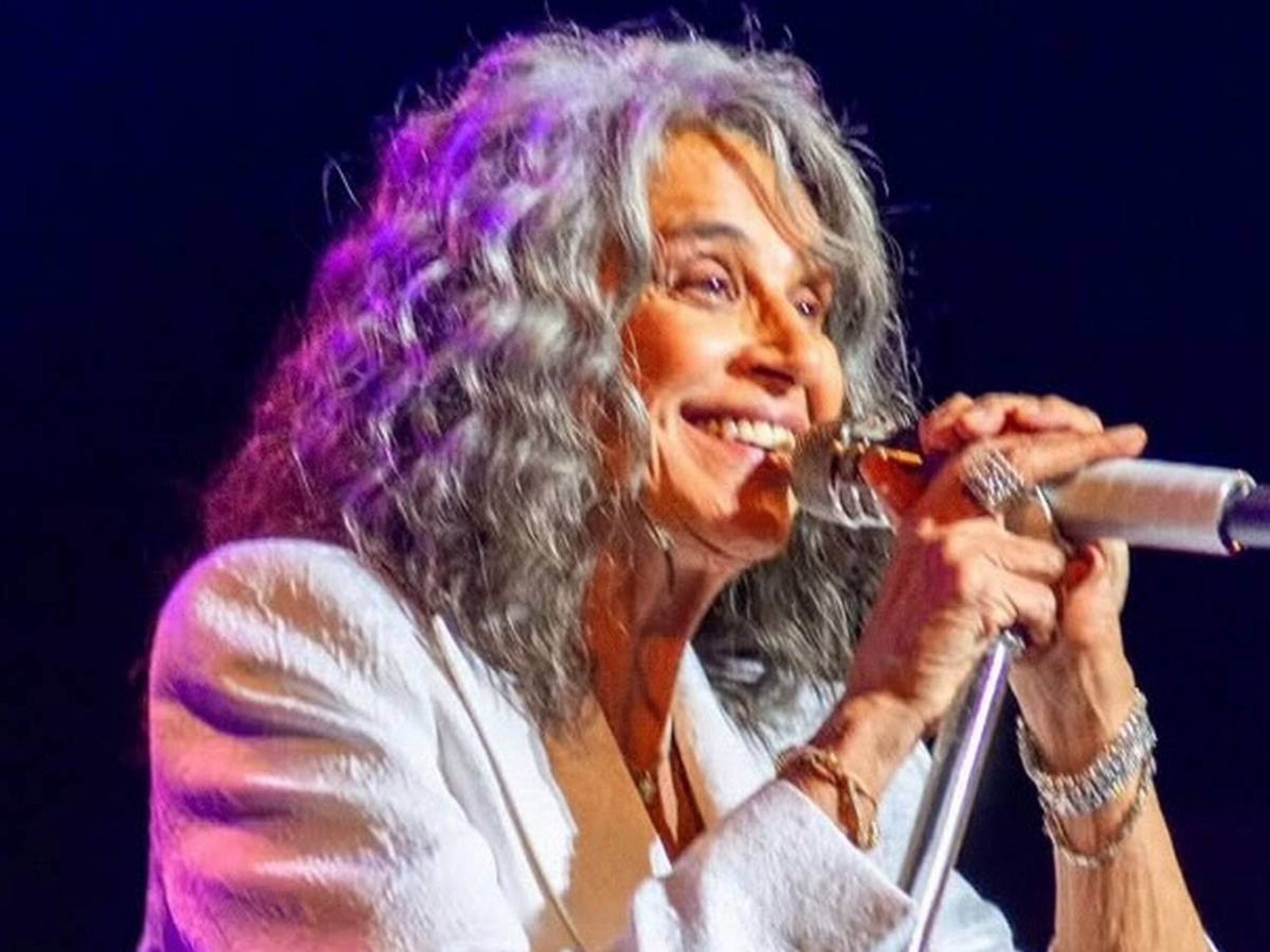 Simone abre o jogo sobre amor e sexualidade na terceira idade