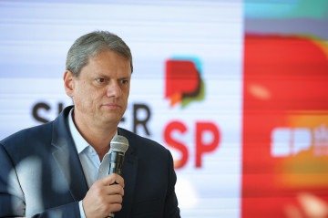 'Abriu-me a porta, sempre foi muito amigo, e eu vou ser amigo, vou estar sempre do lado, vou estar sempre trabalhando para ajudar na medida do possível', diz o governador -  (crédito: Pablo Jacob/Governo do Estado de  SP)
