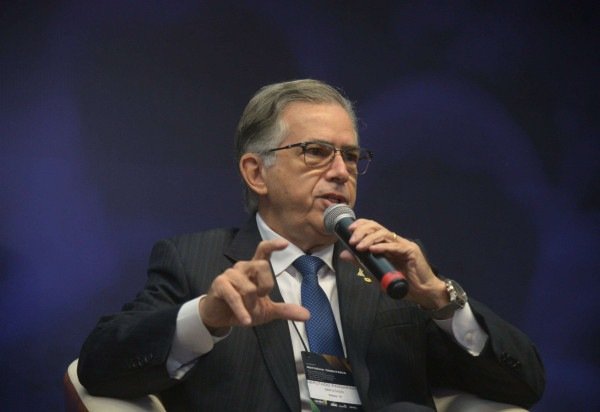   Ed Alves CB/DA Press