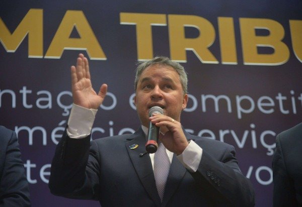 Ed Alves CB/DA Press