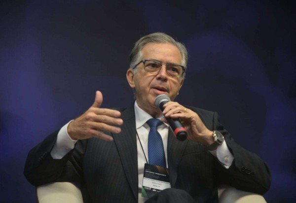 Ed Alves/CB/DA Press