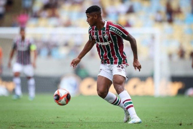 HÃ?RCULES â?? Ativo na marcaÃ§Ã£o e com muita qualidade nos passes. O passe que deu para o gol de Serna foi um primor. NOTA 7,0. Foto: Marina Garcia/Fluminense