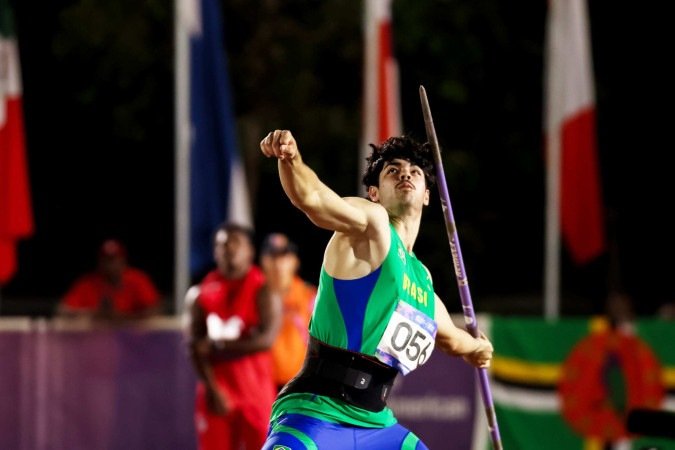 Thiago Lacerda saiu da roça para abraçar o lançamento de dardo na cidade 