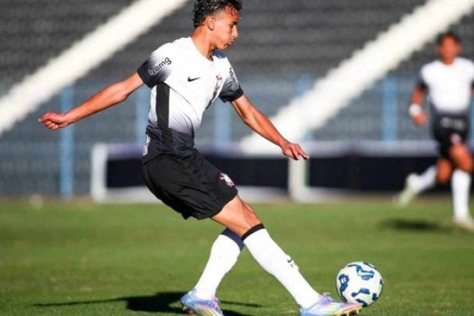 Corinthians corre para renovar com joia da base após caso Furquim - (crédito: Foto: Rodrigo Gazzanel/Agência Corinthians) Corinthians corre para renovar com joia da base após caso Furquim - (crédito: Foto: Rodrigo Gazzanel/Agência Corinthians)