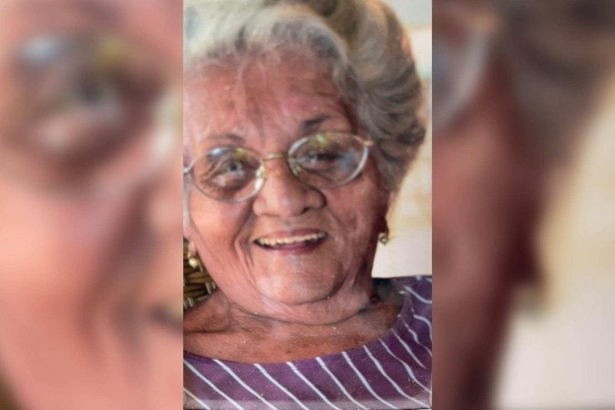 Sem filhos biológicos, Teresa construiu sua história junto à família de Regina, a quem dedicou afeto e cuidado - (crédito: Arquivo pessoal) Sem filhos biológicos, Teresa construiu sua história junto à família de Regina, a quem dedicou afeto e cuidado - (crédito: Arquivo pessoal)