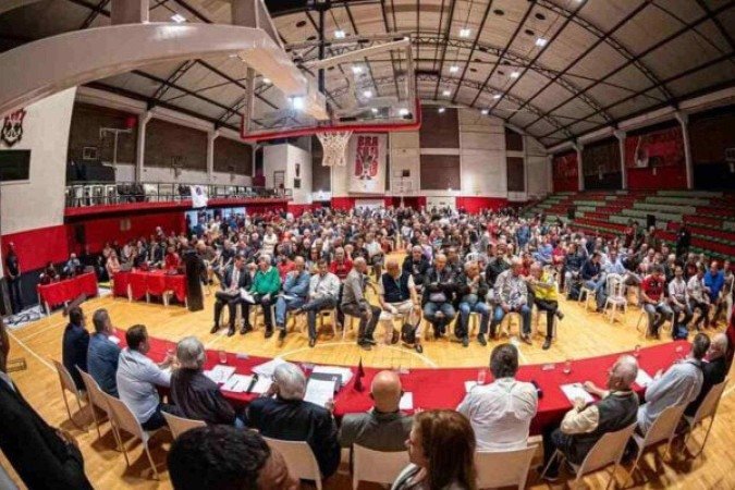 Conselheiros decidiram o futuro financeiro do Rubro-Negro - (crédito: Foto: Paula Reis / Flamengo) Conselheiros decidiram o futuro financeiro do Rubro-Negro - (crédito: Foto: Paula Reis / Flamengo)