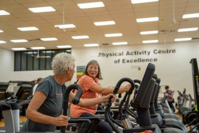 O Brasil tem mais de 62 mil academias ativas e aproximadamente 1,27 milhão de profissionais ligados ao setor, segundo o Panorama Setorial Fitness 2025 - (crédito: Anekah Sujanani/Divulgação ) O Brasil tem mais de 62 mil academias ativas e aproximadamente 1,27 milhão de profissionais ligados ao setor, segundo o Panorama Setorial Fitness 2025 - (crédito: Anekah Sujanani/Divulgação )