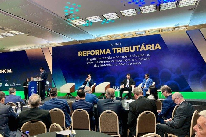 Evento 'Reforma Tributária: regulamentação e competitividade no setor de comércio e serviços e o futuro das fintechs no novo cenário'