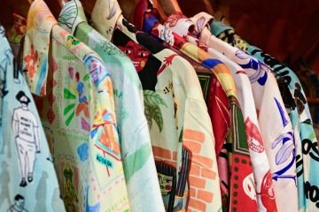 As camisas são marca registrada do Seu Maraca