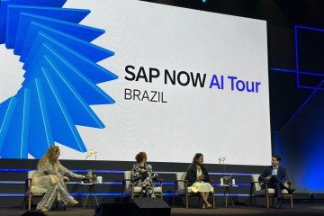 Luciana Coen (esquerda), Sônia Consiglio (meio), Neurilene Cruz (meio) e Rui Botelho (direita) discutem importância do apoio da tecnologia na proteção da Amazônia -  (crédito: Giovanna Sfalsin/CB/D.A Press)
