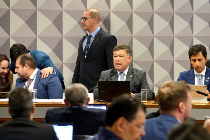 Segundo o presidente da CPMI, senador Carlos Viana (Podemos-MG), caso os convocados não sejam localizados, a Polícia Legislativa do Senado será acionada para assegurar o comparecimento -  (crédito:  Ed Alves CB/DA Press)