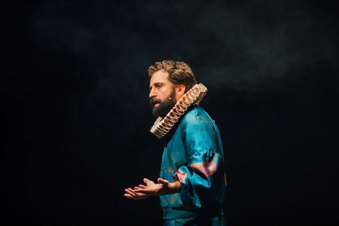 A beleza do 
português é um dos temas de Gregório Duvivier em 
O céu da língua