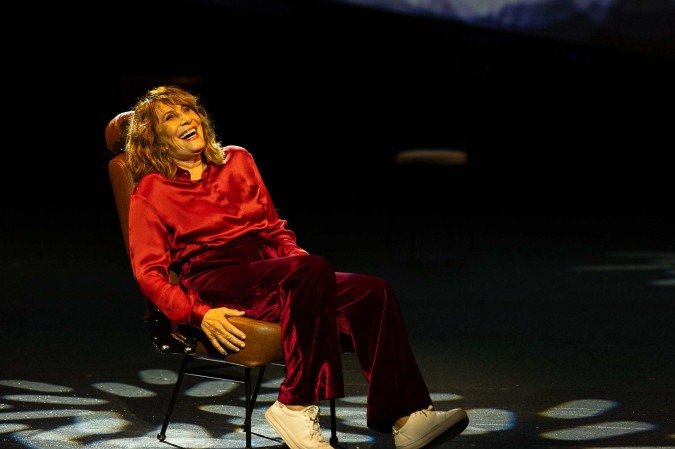 Renata Sorrah vive uma epifania em Ao vivo
