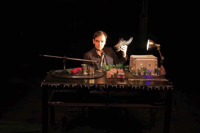 Seré: em cartaz no Cena Contemporânea
- (crédito: Divulgação) Seré: em cartaz no Cena Contemporânea
- (crédito: Divulgação)