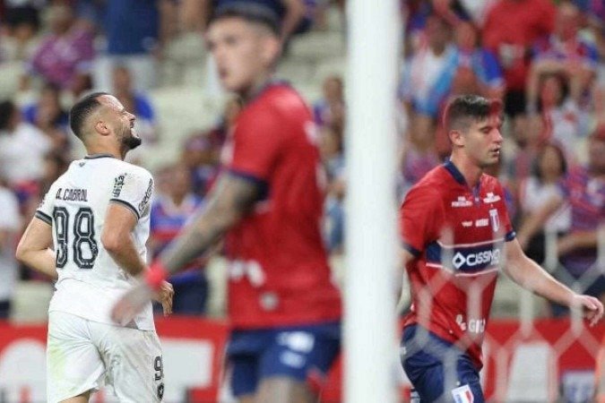 Botafogo, com Ancelottinho, é impecável fora de casa - (crédito: Foto: Vitor Silva/Botafogo) Botafogo, com Ancelottinho, é impecável fora de casa - (crédito: Foto: Vitor Silva/Botafogo)