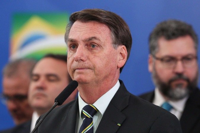 Defesa argumenta que Martin de Luca não é investigado e que não há qualquer proibição de contato entre ele e Bolsonaro -  (crédito: Marcos Corrêa/PR)