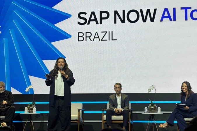 Regina Casé revela como a tecnologia muda vidas