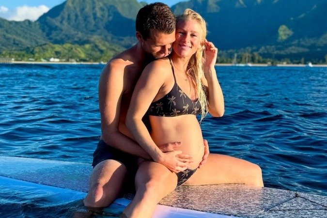 A medalhista de prata em Paris-2024, Tati Weston-Webb, e o marido, Jessé: pais de uma menina -  (crédito: Arquivo pessoal)