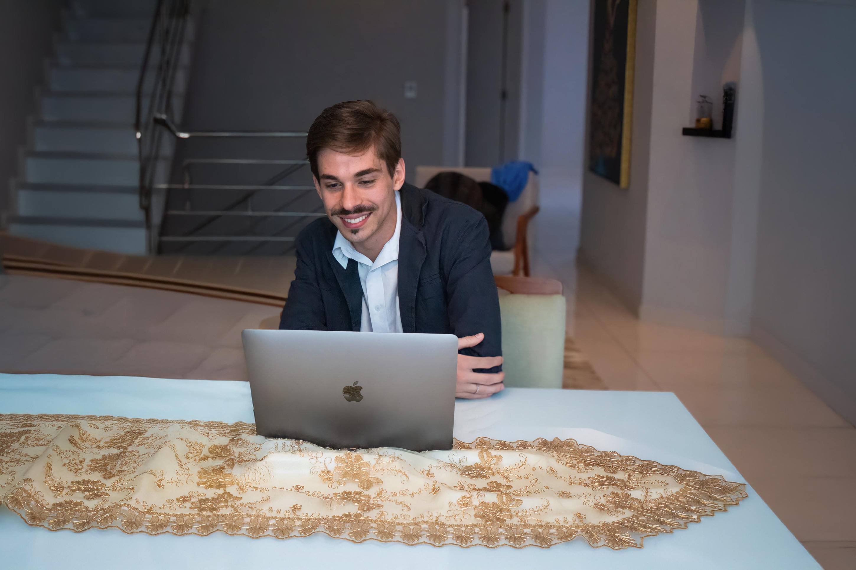 Estudo aponta o impacto das startups unicórnios - DINO