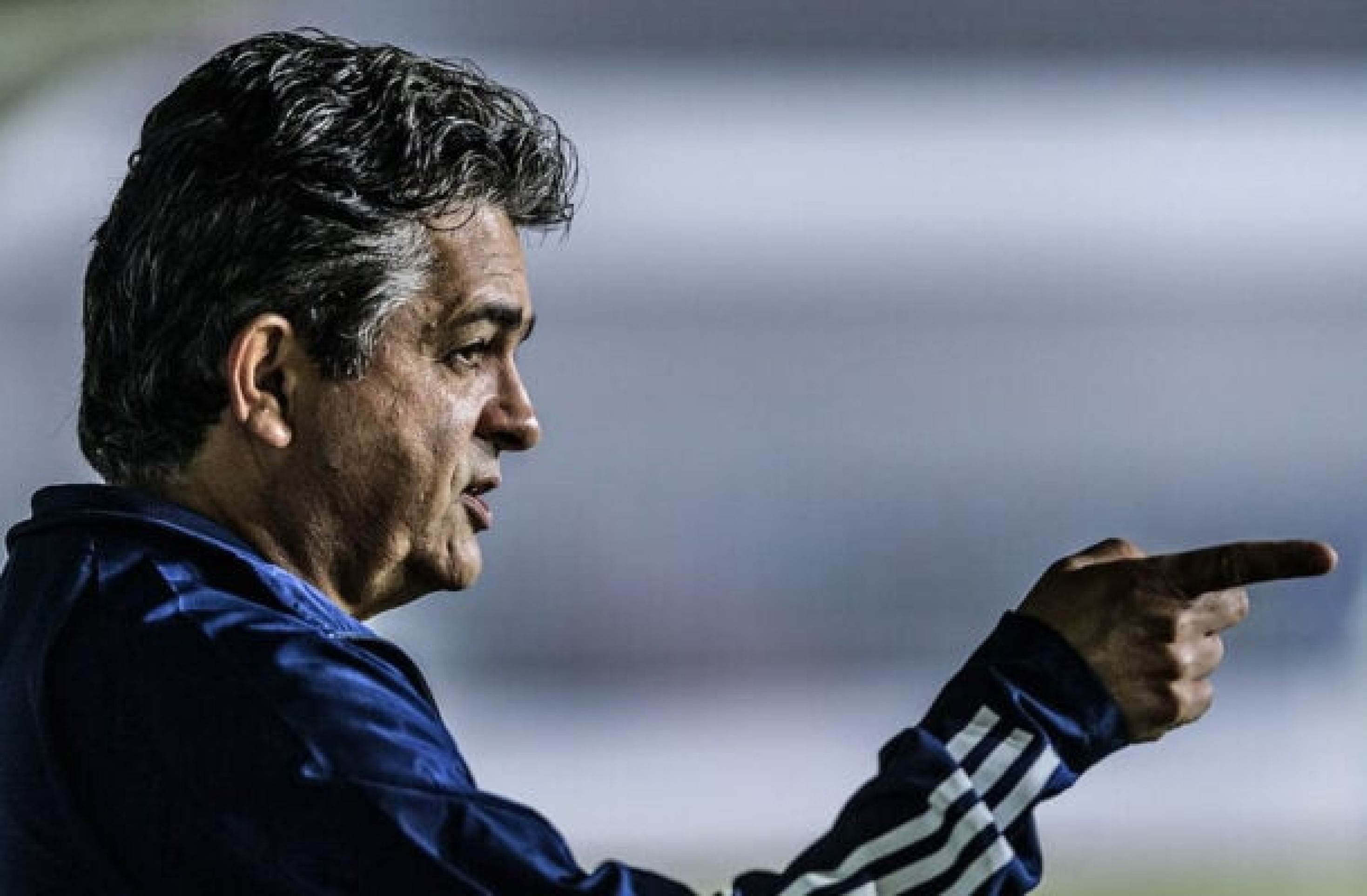 Neymar Franco dispara: técnicos brasileiros enfrentam ???muro??? na Europa