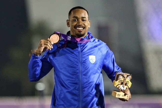  2025.08.20 - Jogos Pan-Americanos J..nior Assun....o 2025 - Atletismo - 400m masculino - Vinicius Galeno do Time Brasil conquista a medalha de bronze. Foto: Ana Patricia/COB.
    