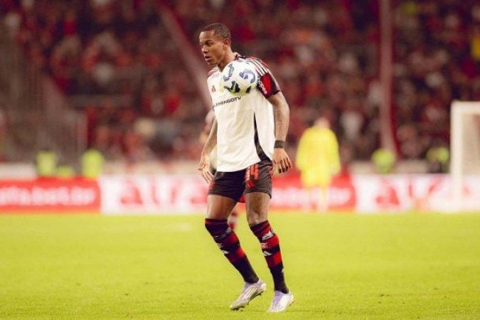 WALLACE YAN - Substituiu Plata aos 44 minutos do segundo tempo. Sem tempo para nada SEM NOTA. Foto: Adriano Fontes/Flamengo