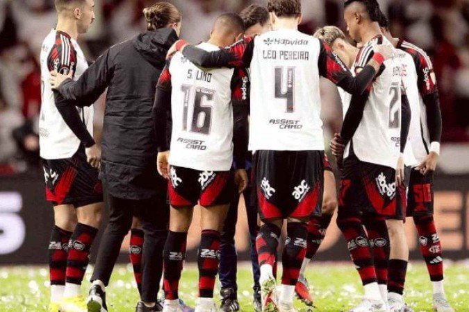 Jogadores do Flamwngo fazem a corrente antes do dyuelo doiante do Internacional. Fla faz 2 a 0 e está nas quartas da Libertadores - (crédito: Foto: Adriano Fontes/Flamengo) Jogadores do Flamwngo fazem a corrente antes do dyuelo doiante do Internacional. Fla faz 2 a 0 e está nas quartas da Libertadores - (crédito: Foto: Adriano Fontes/Flamengo)