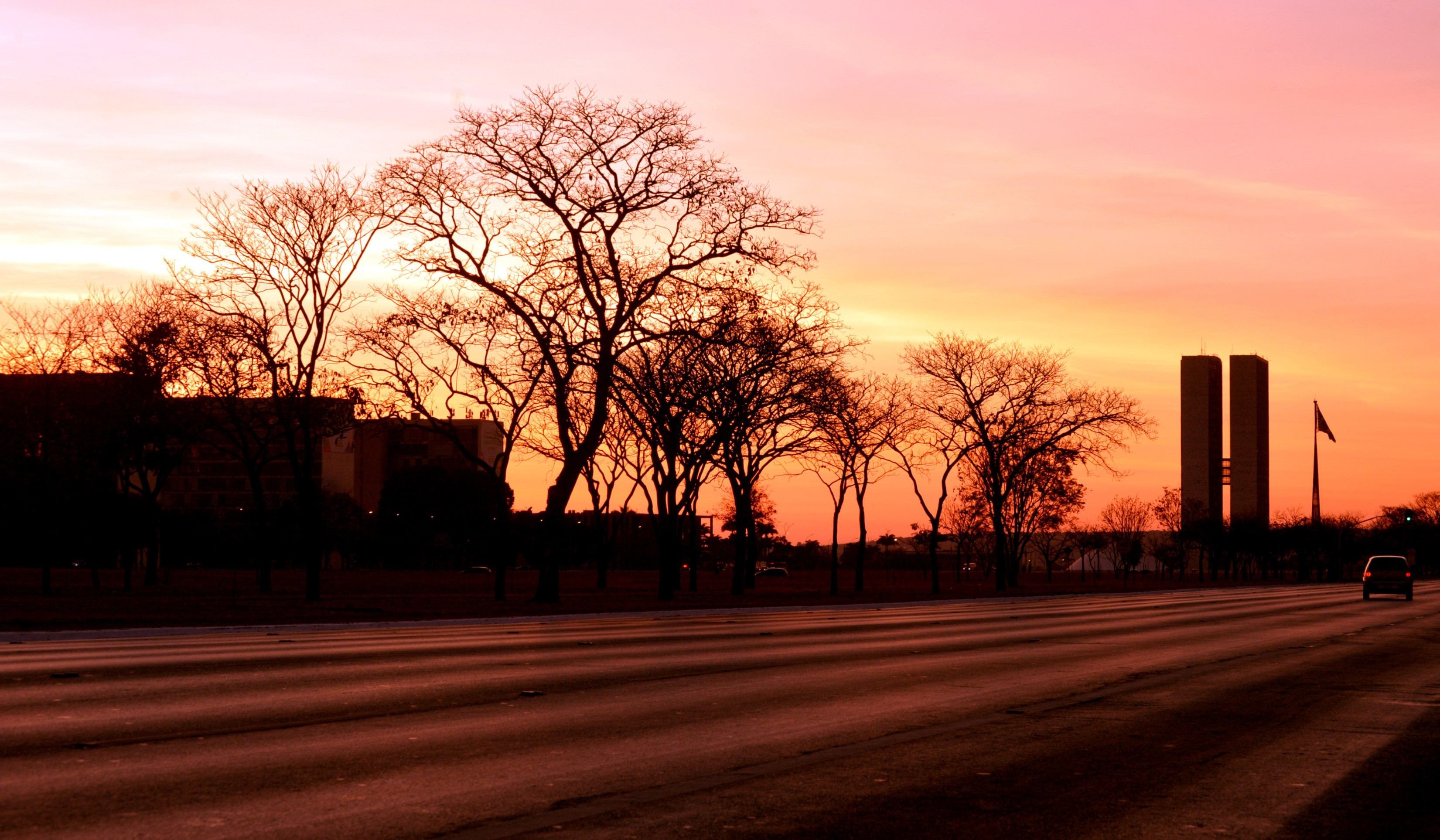 Focus: projeção de crescimento do PIB de 2025 tem alta de 2,18% 