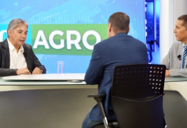  Ed Alves/CB/D.A Press