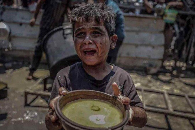 Centenas de palestinos foram mortos perto dos locais de distribuição de ajuda - (crédito: Getty Images) Centenas de palestinos foram mortos perto dos locais de distribuição de ajuda - (crédito: Getty Images)