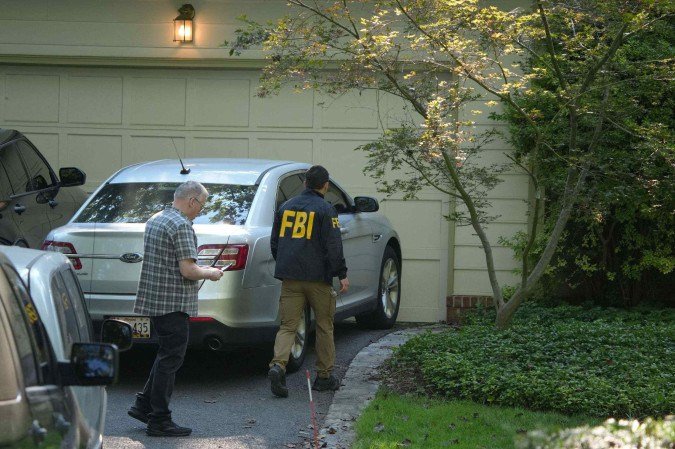 FBI faz operação de busca na casa de ex-conselheiro de Trump John Bolton -  (crédito: Andrew Harnik / GETTY IMAGES NORTH AMERICA / Getty Images via AFP  )