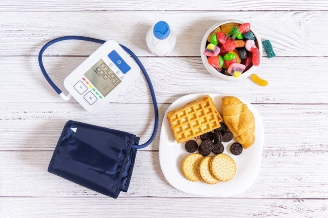 O cuidado com a alimentação também é decisivo no controle da pressão alta (Imagem: Victor Mulero | Shutterstock) -  (crédito: EdiCase)