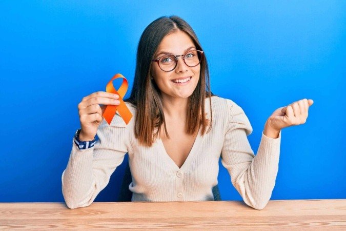 Conscientizar sobre a esclerose múltipla é essencial para estimular diagnóstico precoce e melhores tratamentos (Imagem: Krakenimages.com | Shutterstock) - (crédito: EdiCase) Conscientizar sobre a esclerose múltipla é essencial para estimular diagnóstico precoce e melhores tratamentos (Imagem: Krakenimages.com | Shutterstock) - (crédito: EdiCase)